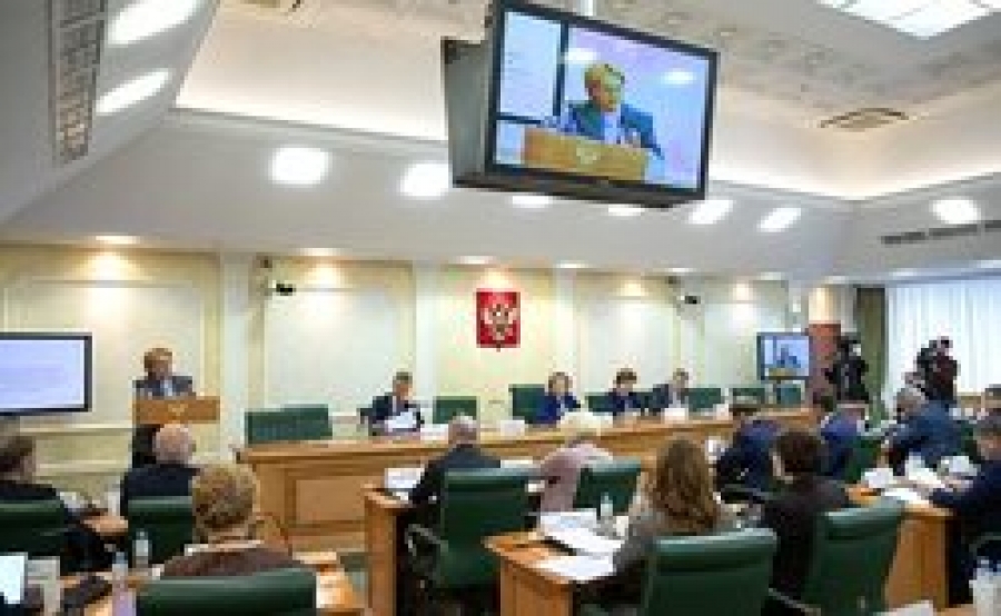 Сенаторы обсудили с Министром здравоохранения РФ реализацию национального проекта