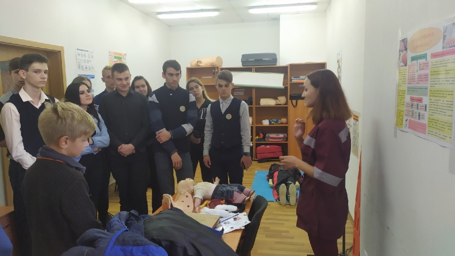 Учащиеся старших классов общеобразовательной школы № 16 имени Павла Луспекаева 21 октября посетили с экскурсией наш Центр