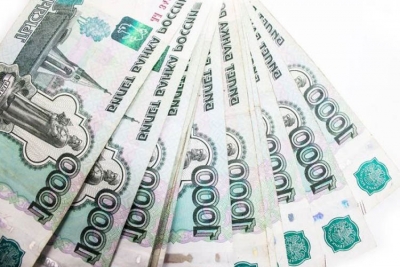 Фонд «Здоровье»: лишь 5,7% врачей получают зарплату не менее 50 тысяч рублей