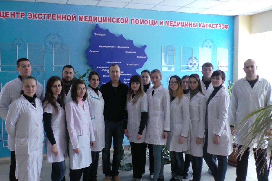 Становится традицией знакомство будущих врачей-студентов Луганского Государственного Медицинского Университета с работой по специальности « Врач Скорой Медицинской помощи»